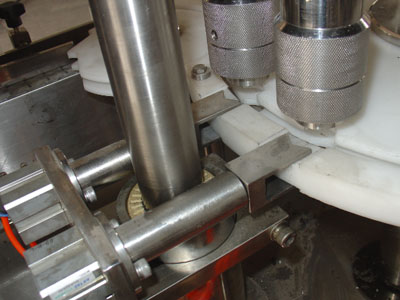 Monoblock Fill Plug Cap Machine, DYG